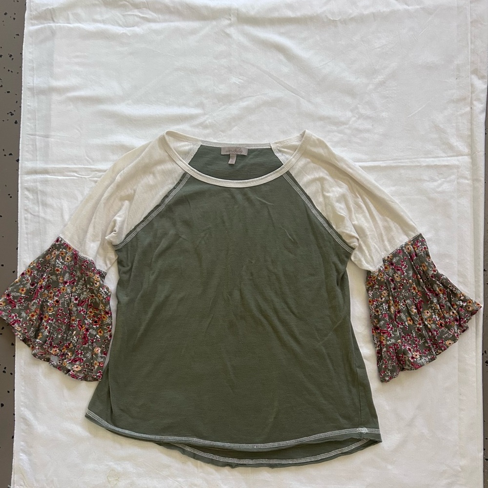 Juniors top